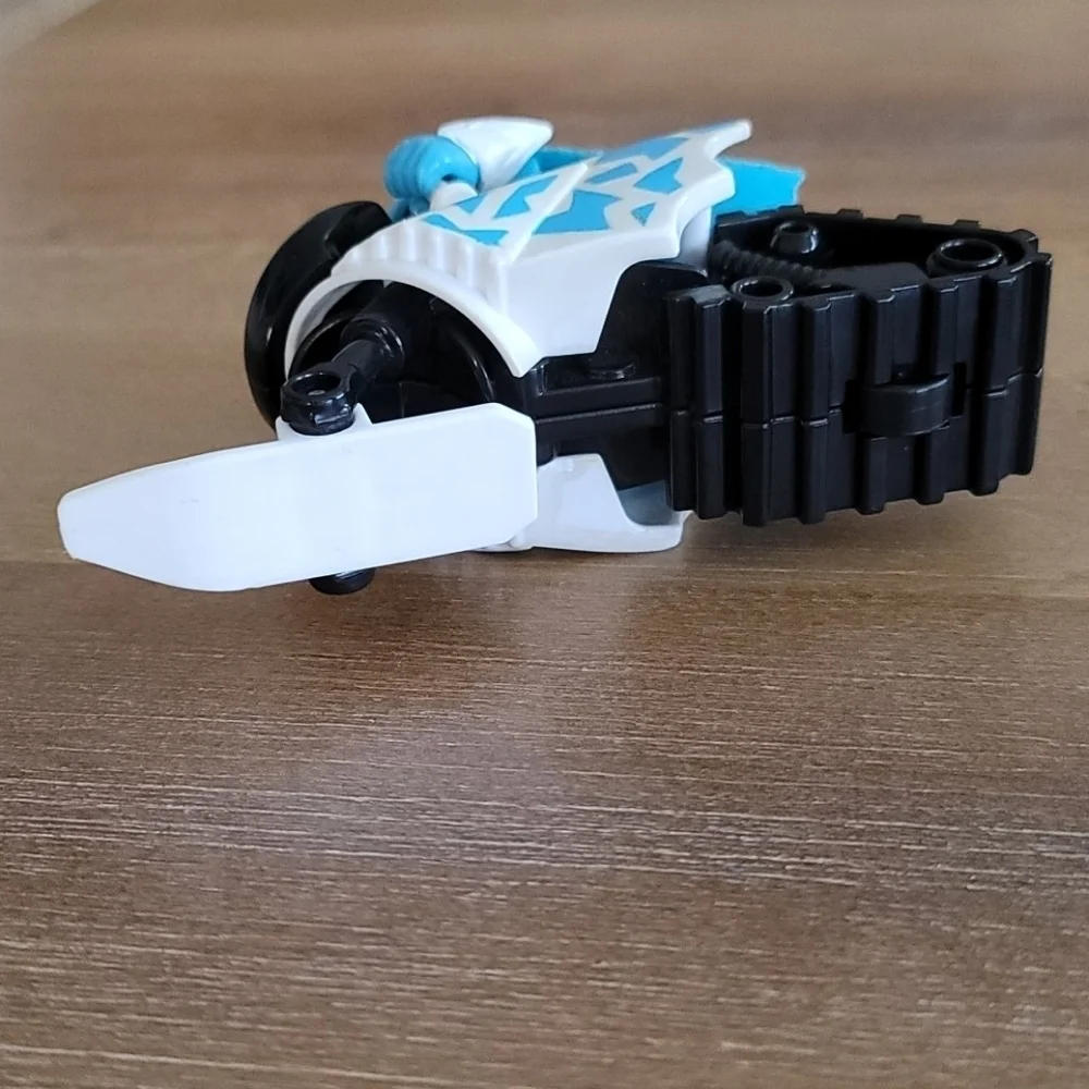 Fisher-Price Imaginext DC Super Friends Arctic Batman Snowmobile Figure